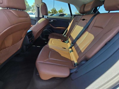 2022 Audi Q8 Premium Plus