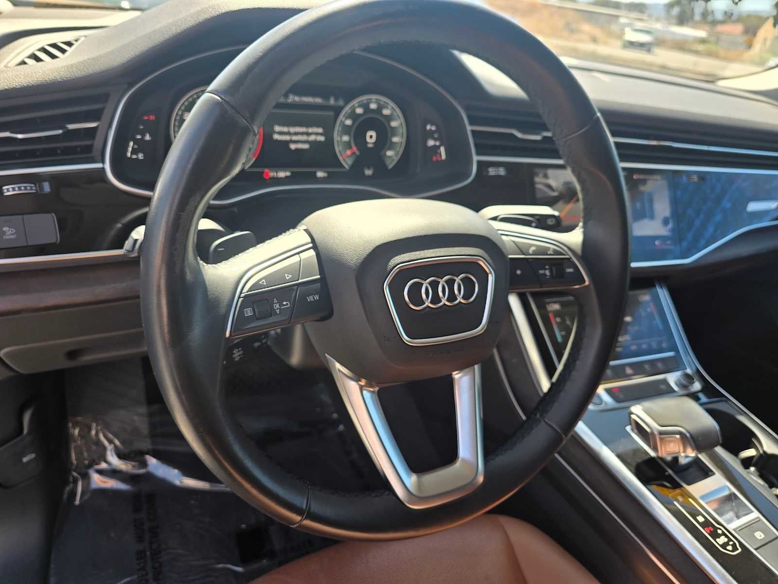 2022 Audi Q8 Premium Plus