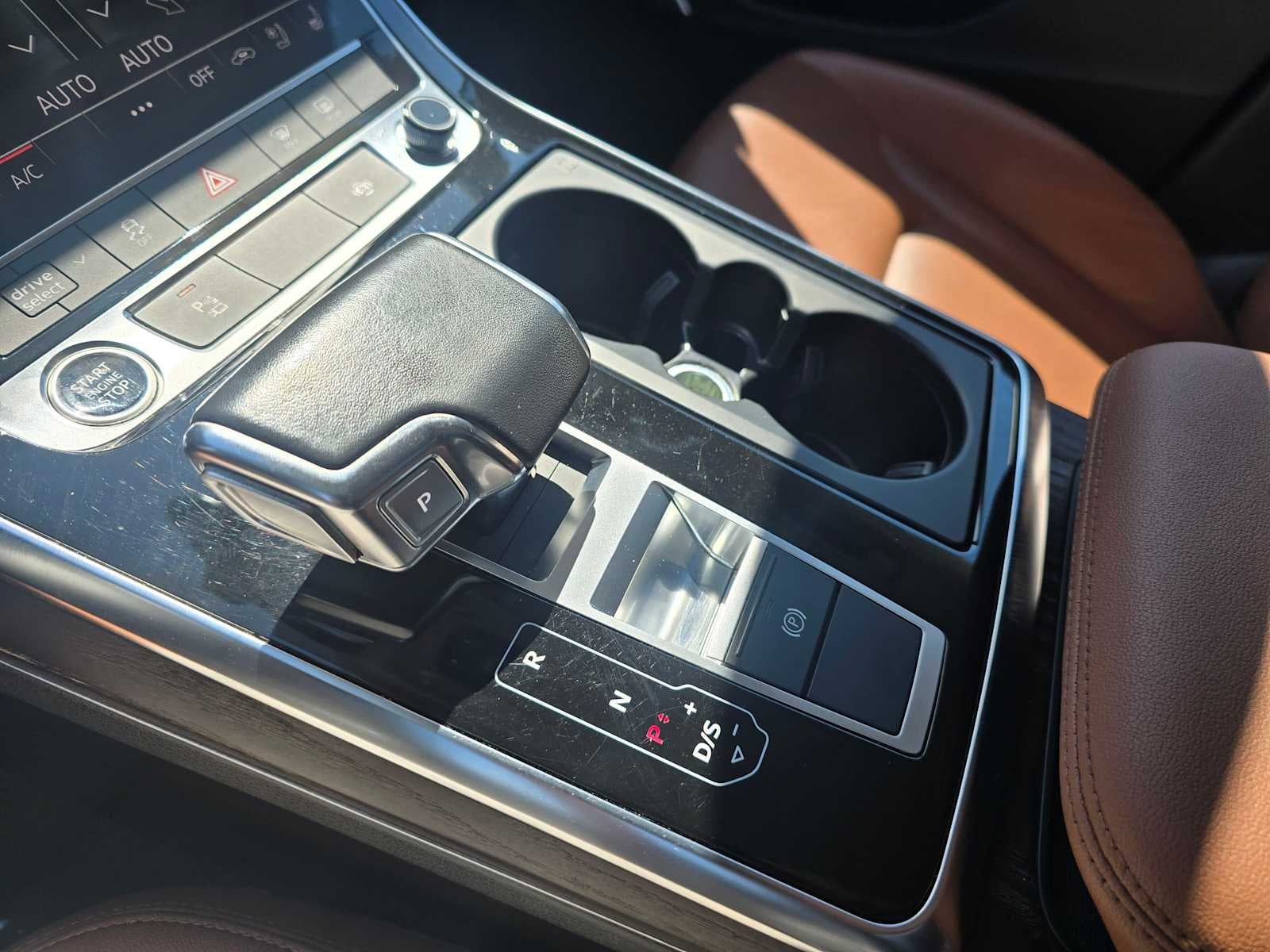 2022 Audi Q8 Premium Plus