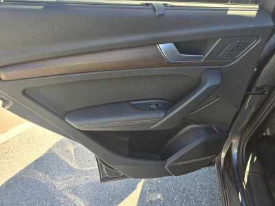 2023 Audi Q5 S line Prestige