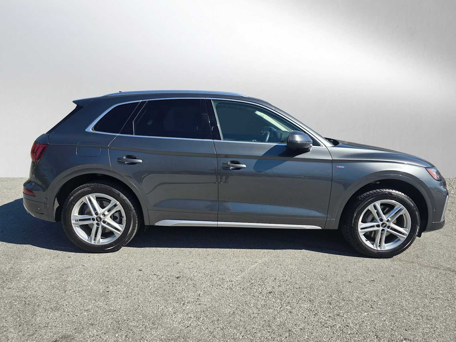 2023 Audi Q5 S line Prestige