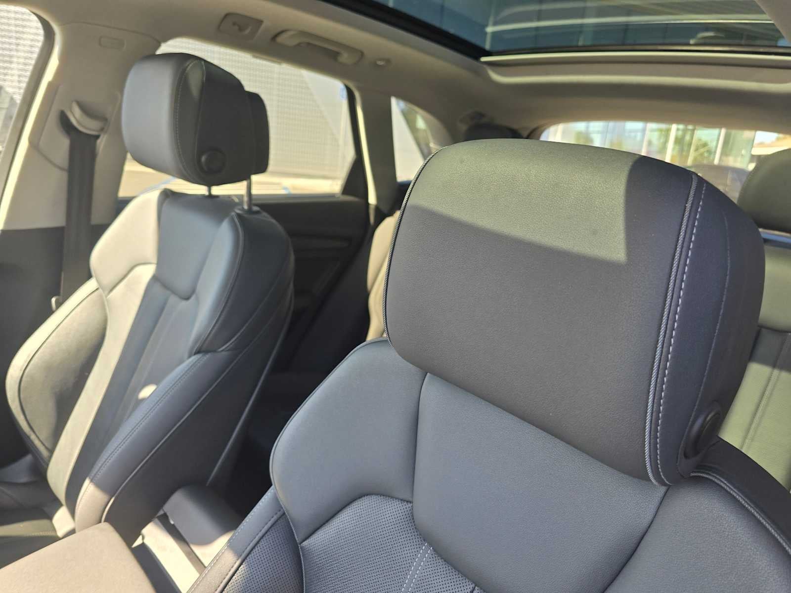 2023 Audi Q5 S line Prestige