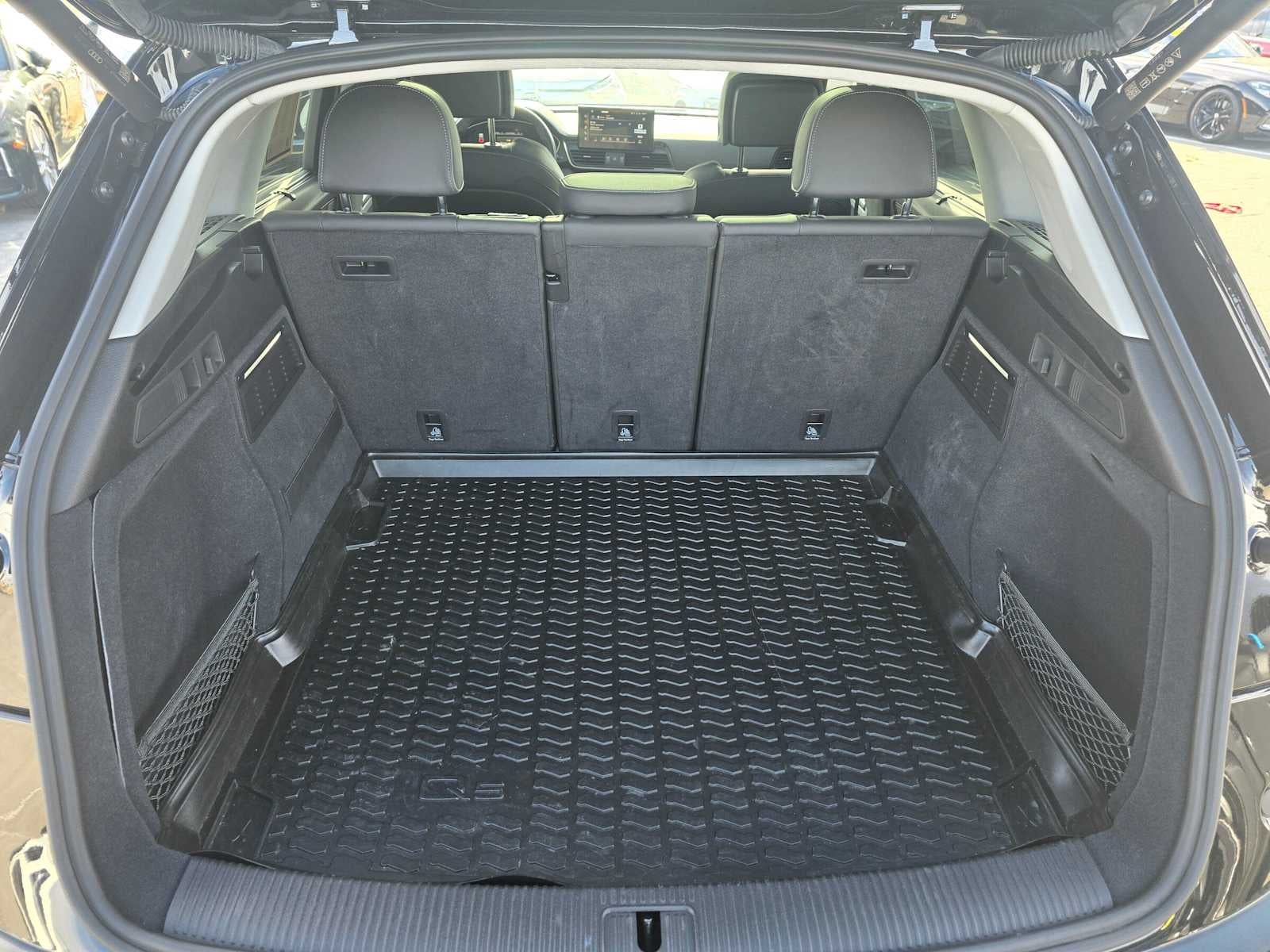 2023 Audi Q5 S line Prestige