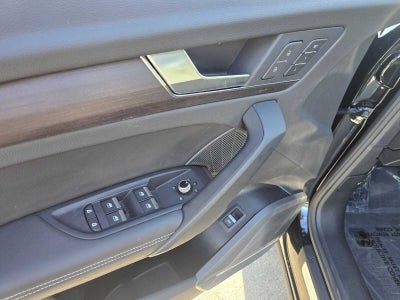2023 Audi Q5 S line Prestige