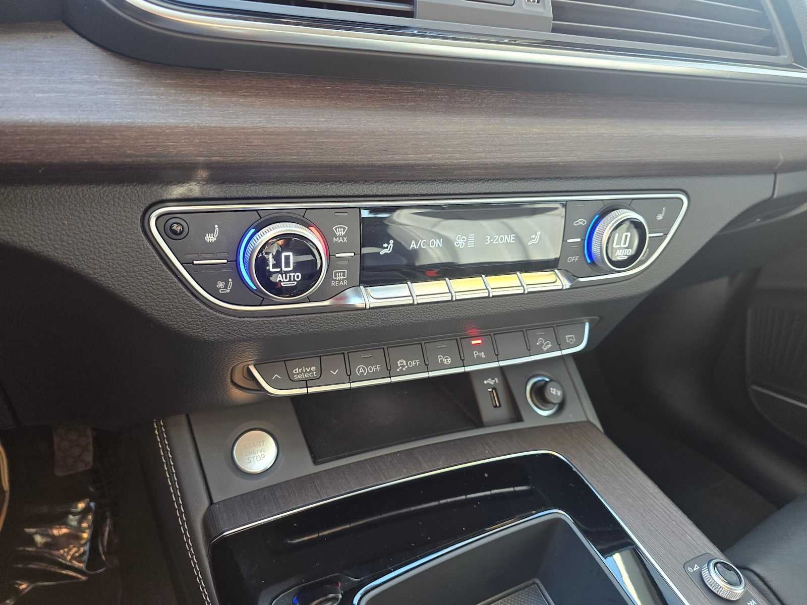 2023 Audi Q5 S line Prestige