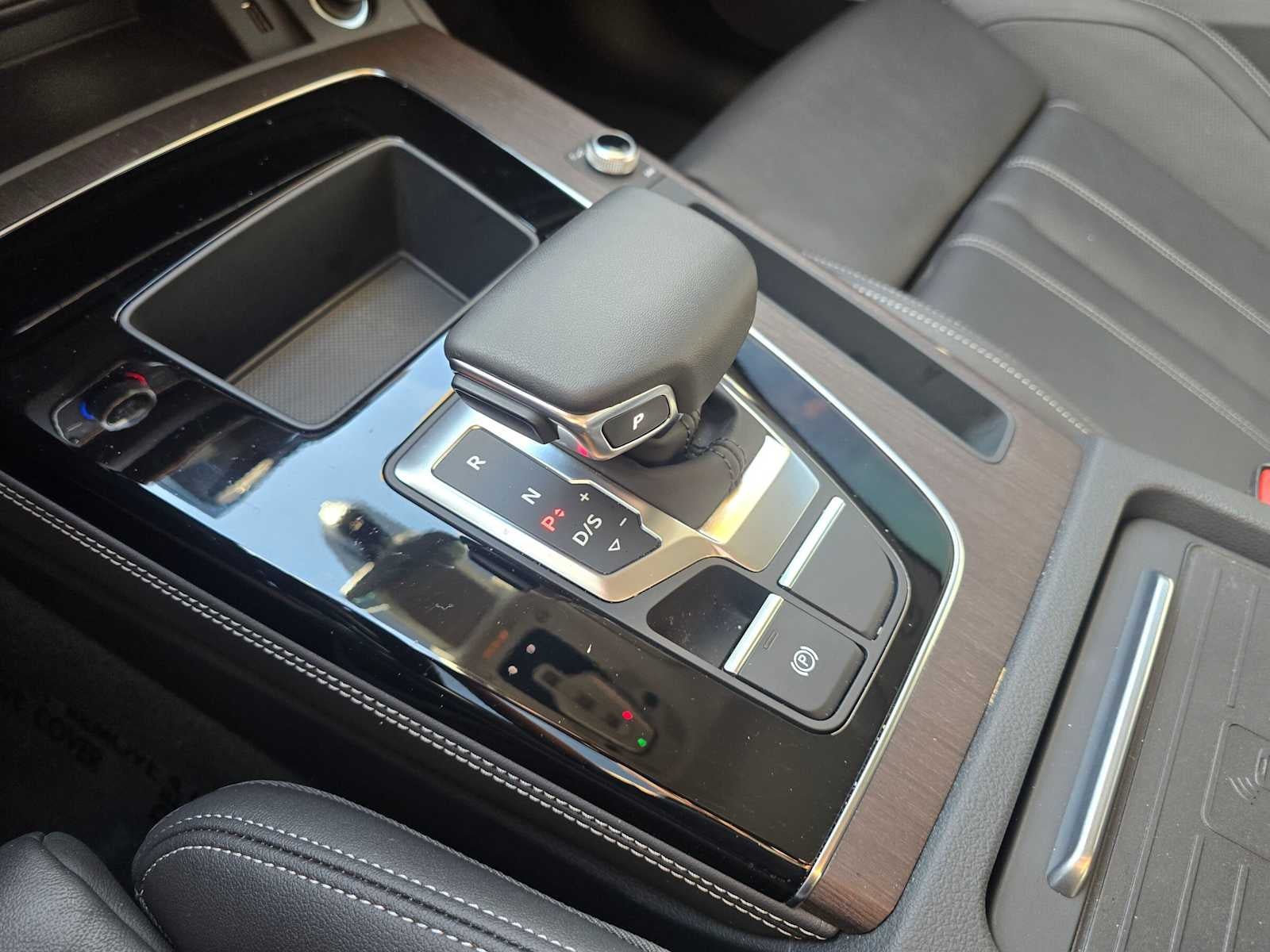 2023 Audi Q5 S line Prestige