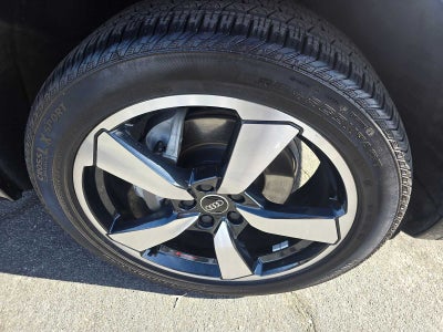 2023 Audi Q5 S line Prestige
