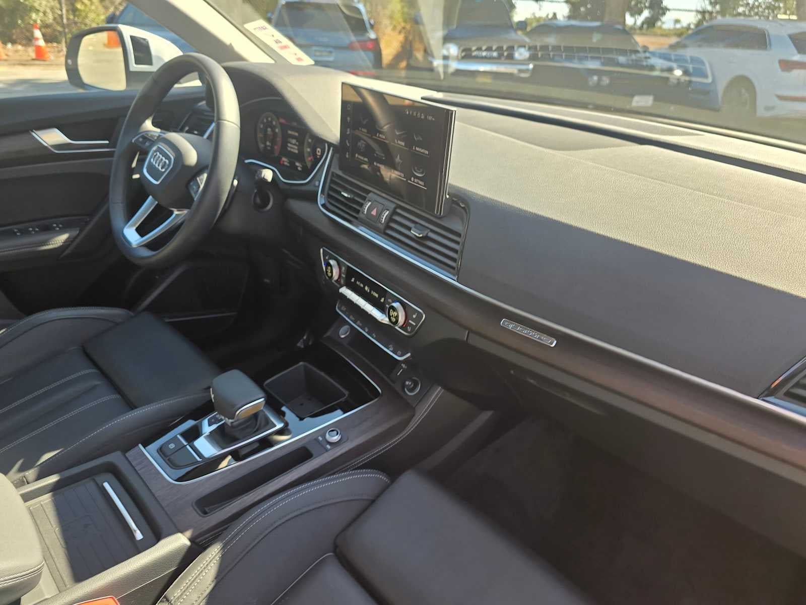 2023 Audi Q5 S line Prestige