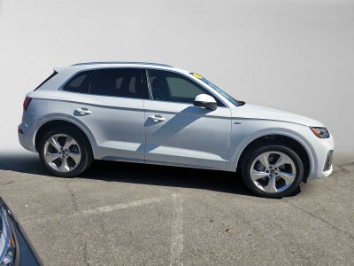 2023 Audi Q5 S line Prestige