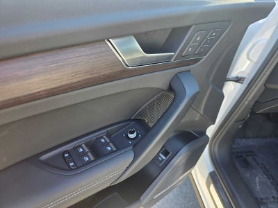 2023 Audi Q5 S line Prestige