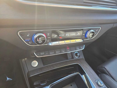 2023 Audi Q5 S line Prestige