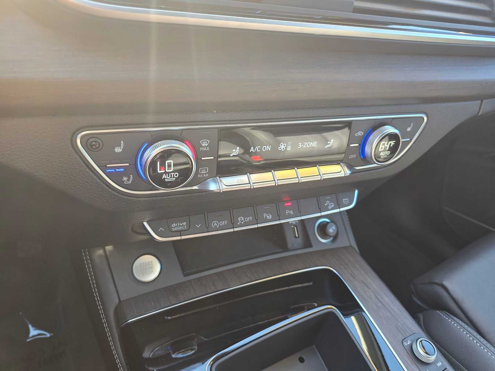 2023 Audi Q5 S line Prestige
