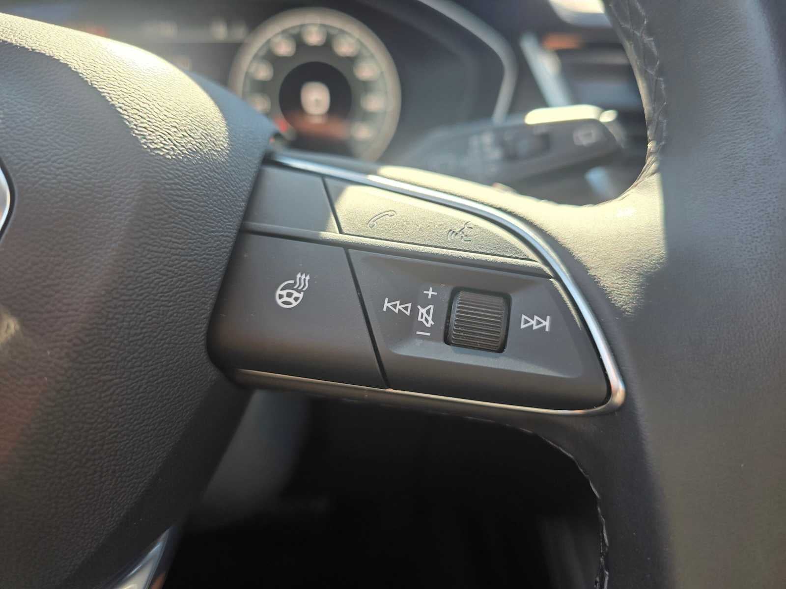 2023 Audi Q5 S line Prestige