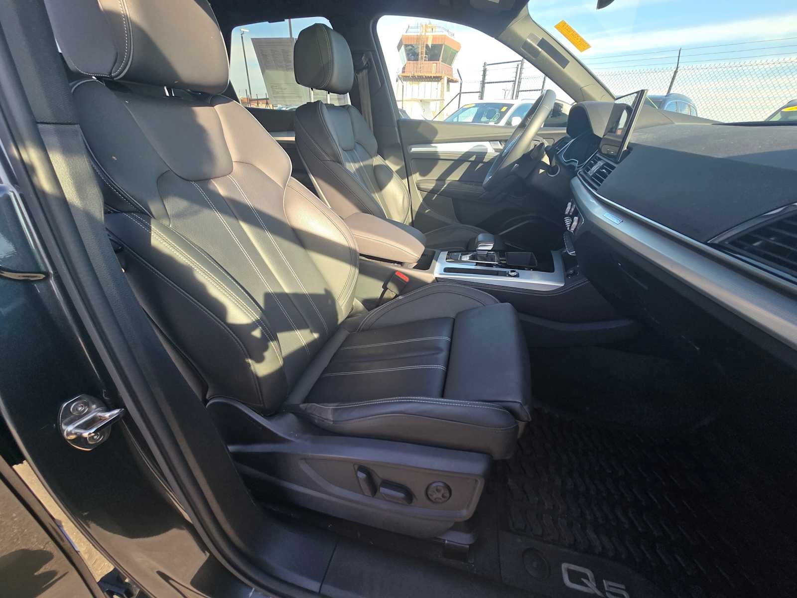 2024 Audi Q5 S line Prestige