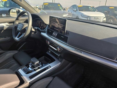 2024 Audi Q5 S line Prestige