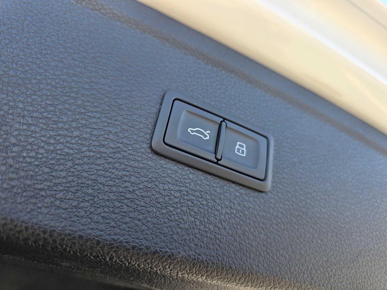 2023 Audi Q5 S line Prestige