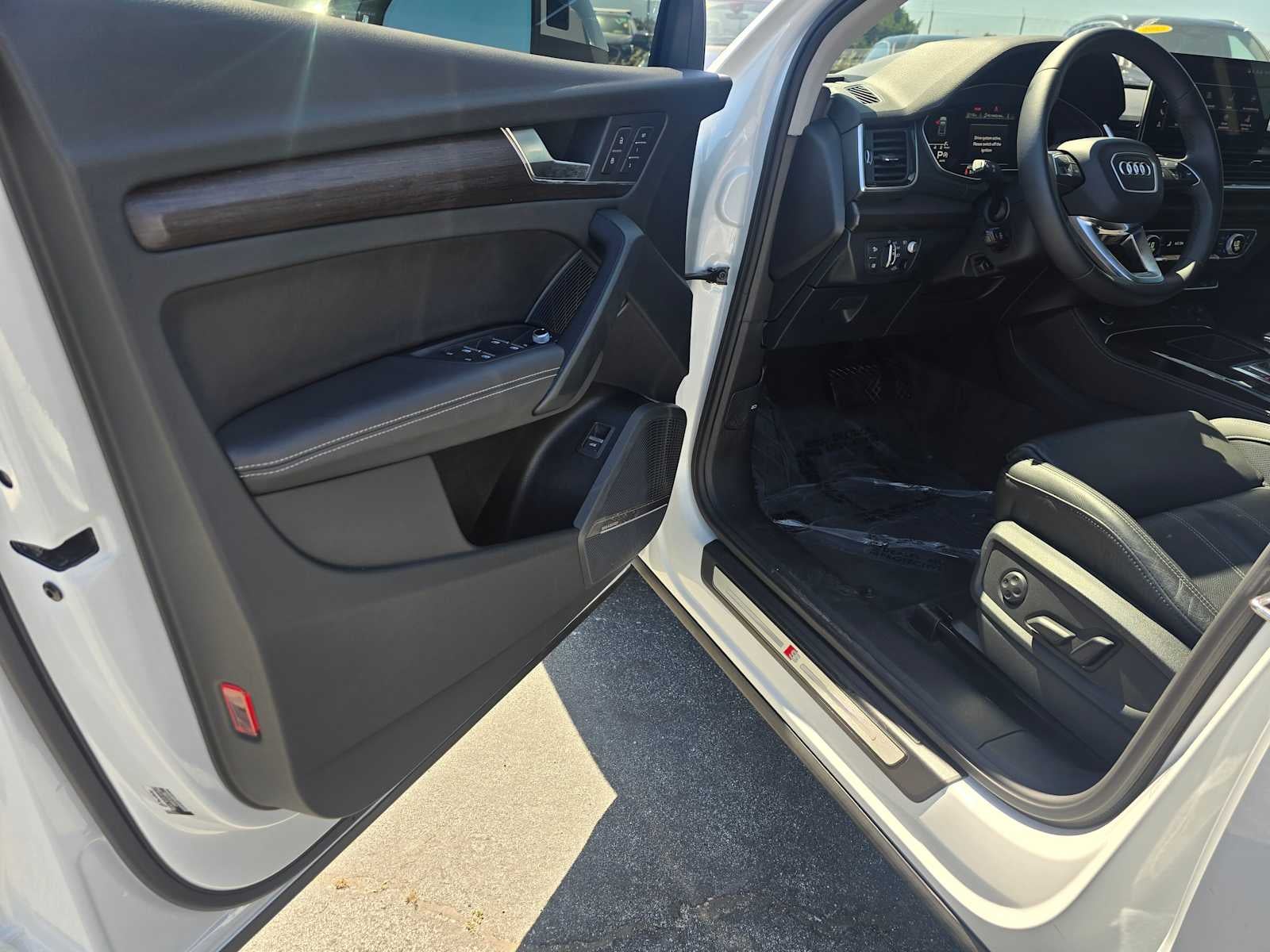 2023 Audi Q5 S line Prestige