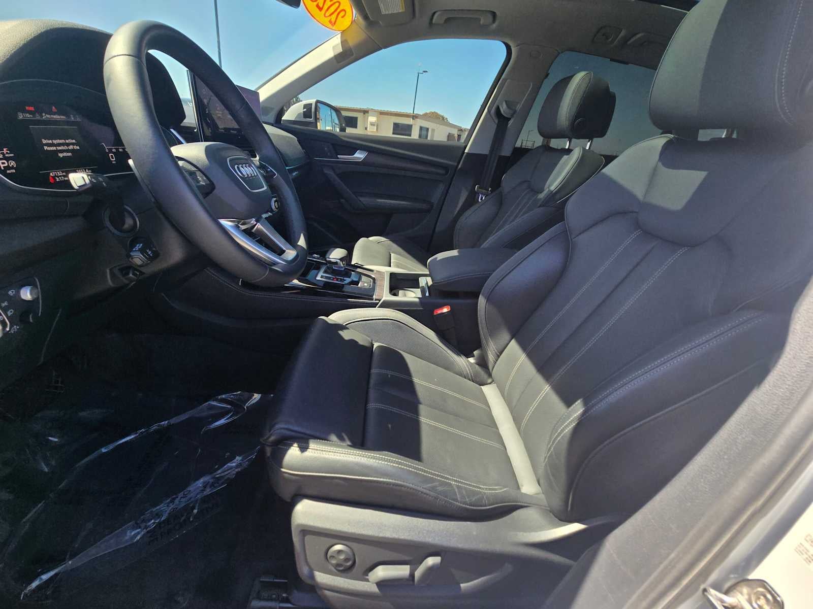 2023 Audi Q5 S line Prestige