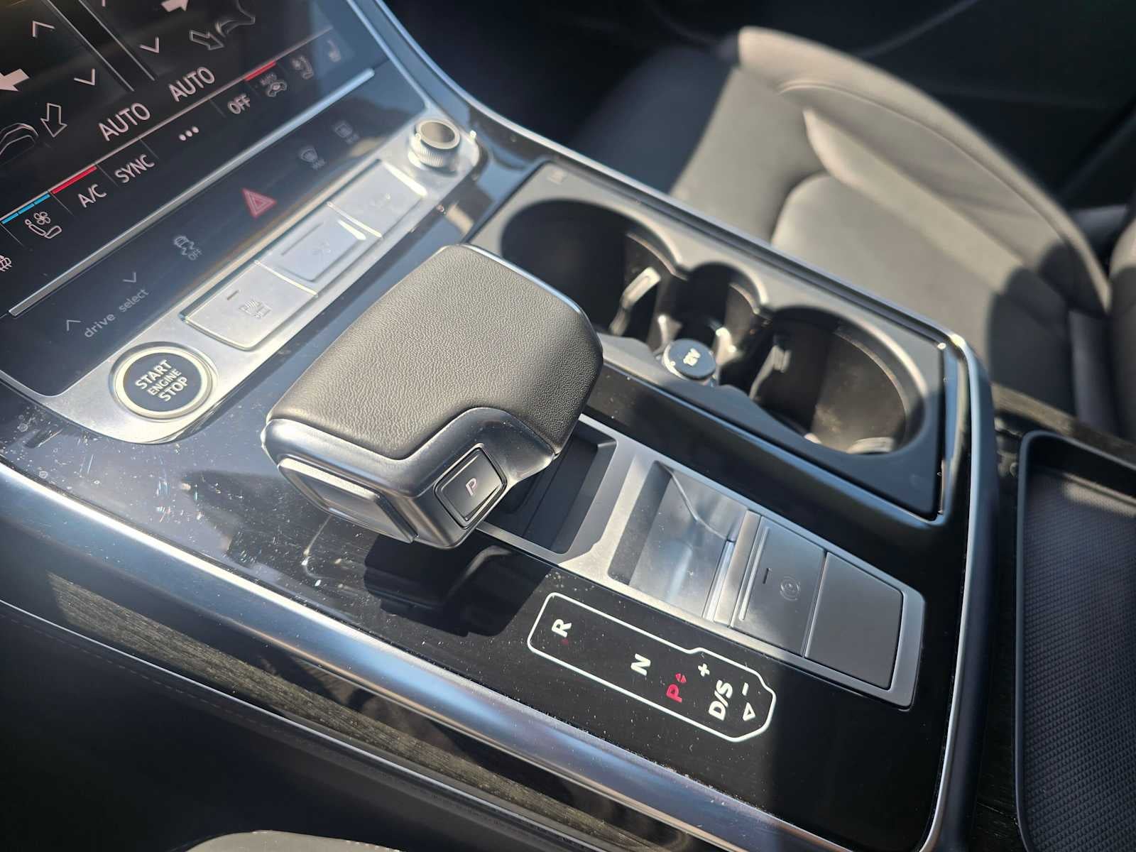 2023 Audi Q8 Prestige
