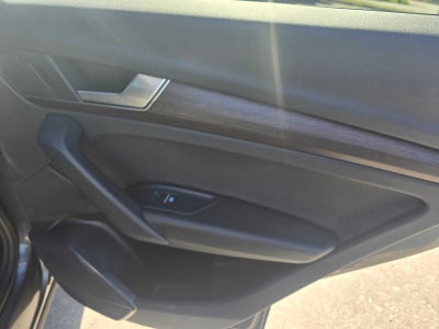 2023 Audi Q5 S line Premium