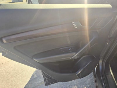 2023 Audi Q5 S line Premium