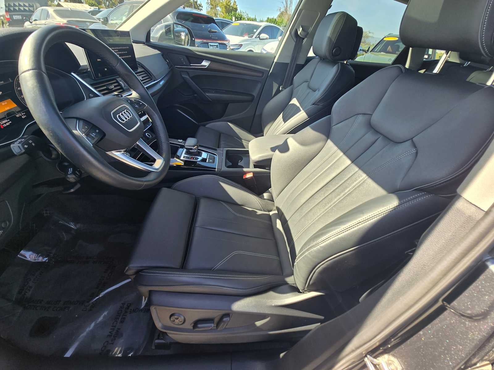 2023 Audi Q5 S line Premium