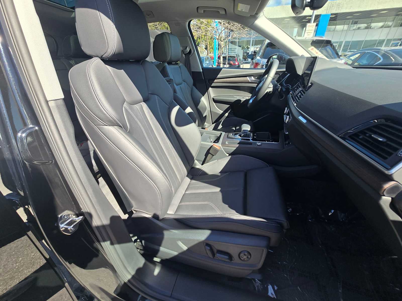 2024 Audi Q5 S line Premium