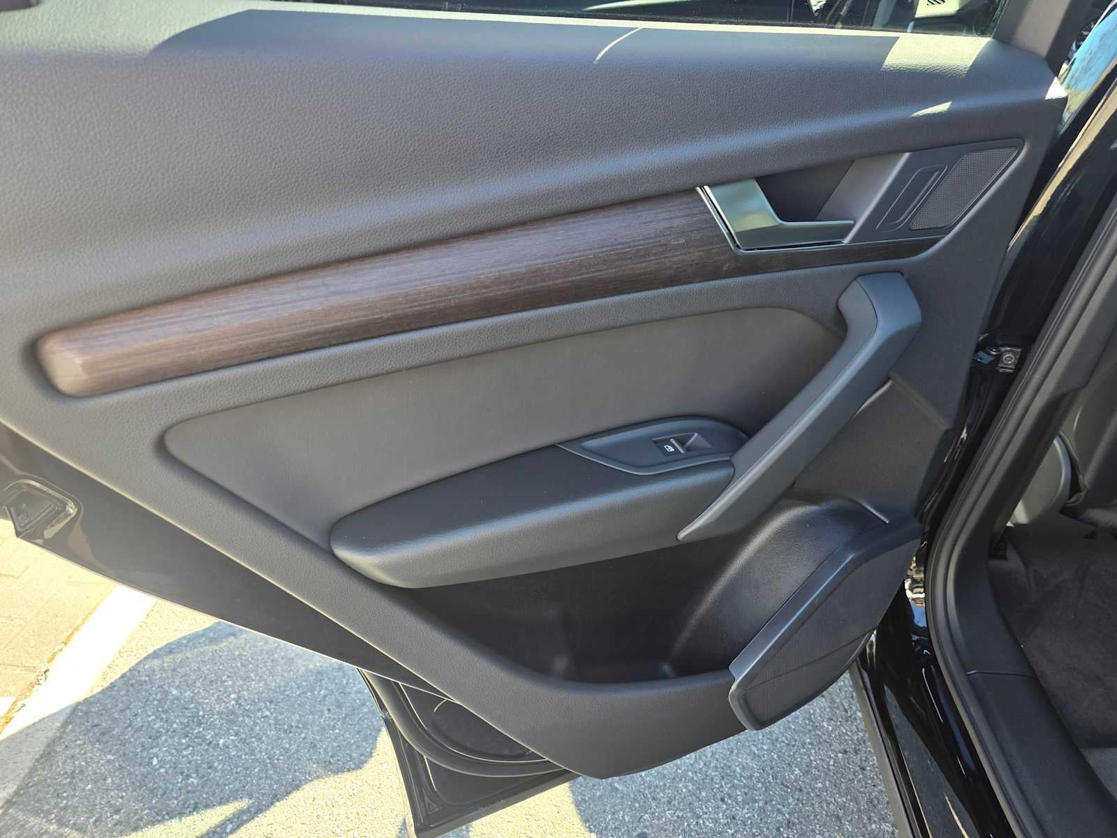 2024 Audi Q5 S line Premium