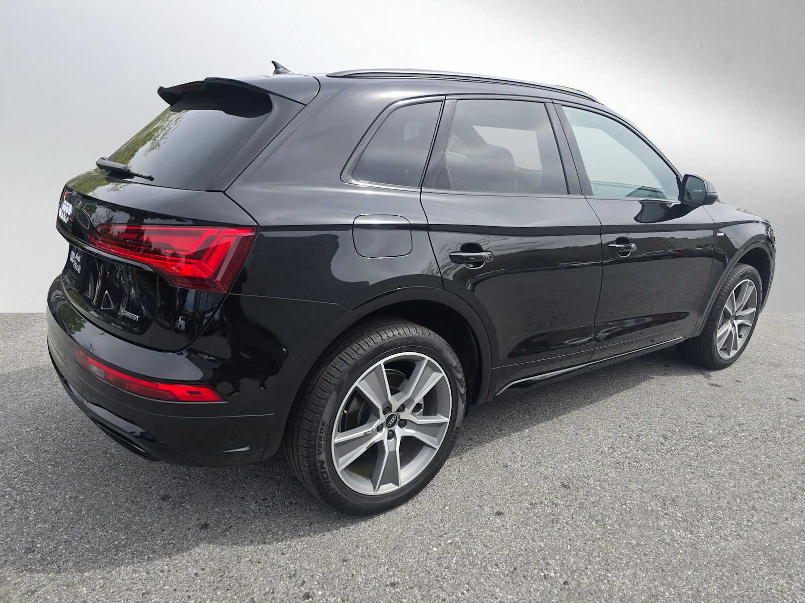 2025 Audi Q5 S line Premium