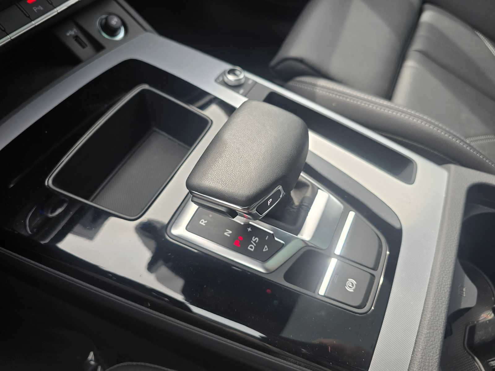 2025 Audi Q5 S line Premium