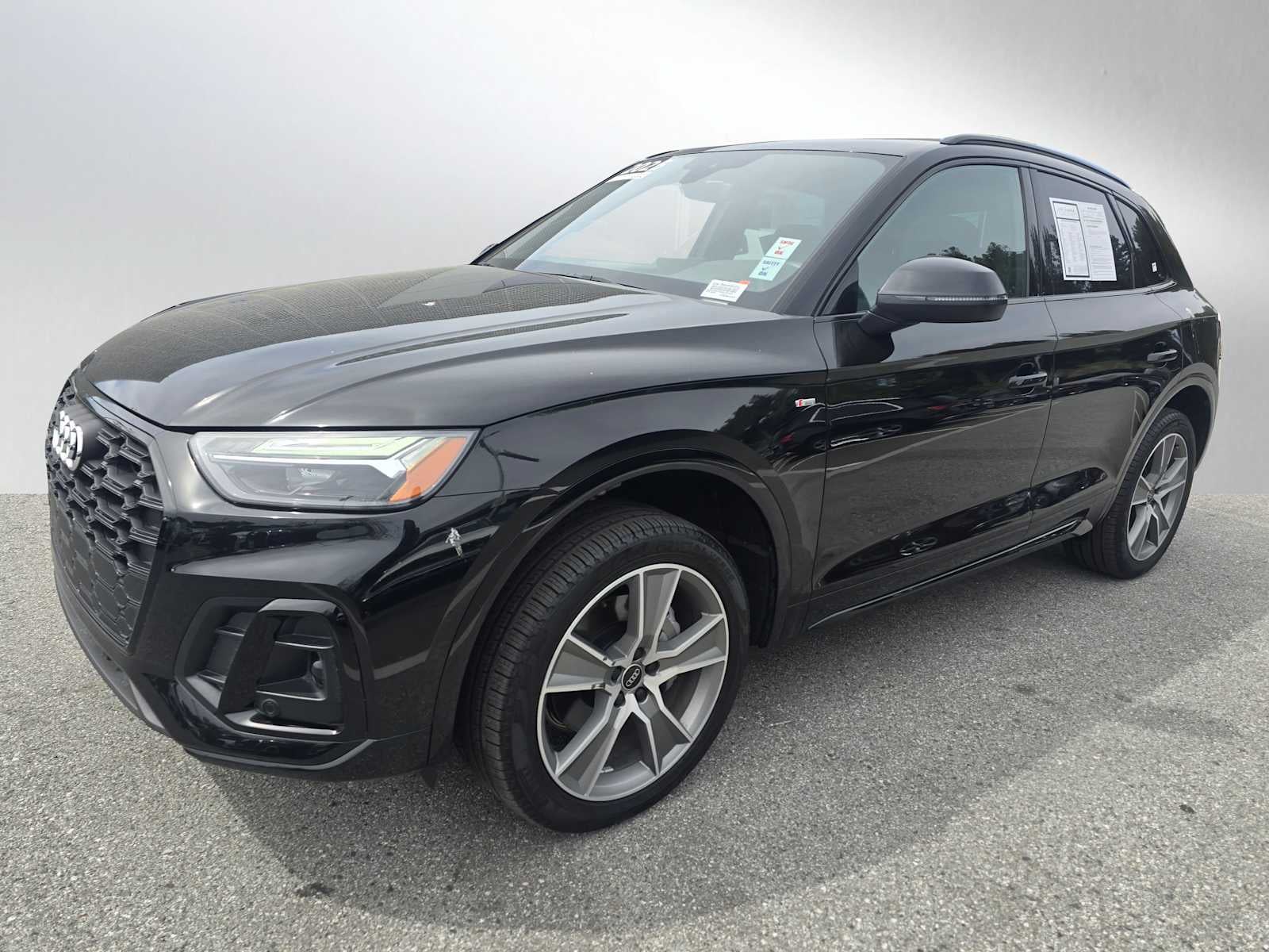 2025 Audi Q5 S line Premium