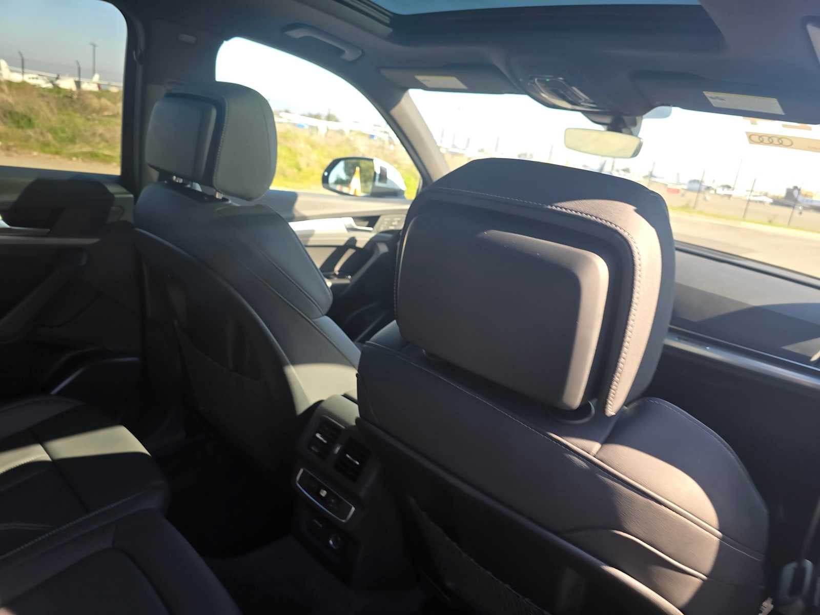 2025 Audi Q5 S line Premium