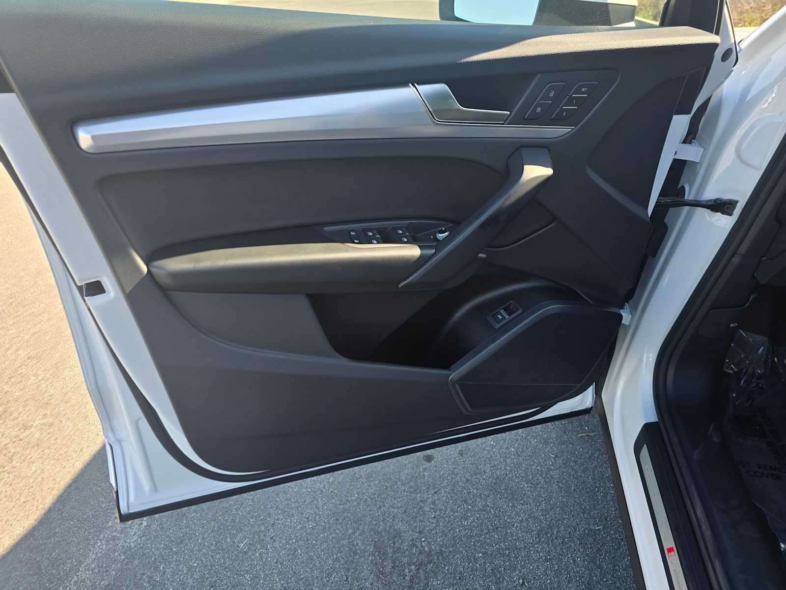 2025 Audi Q5 S line Premium