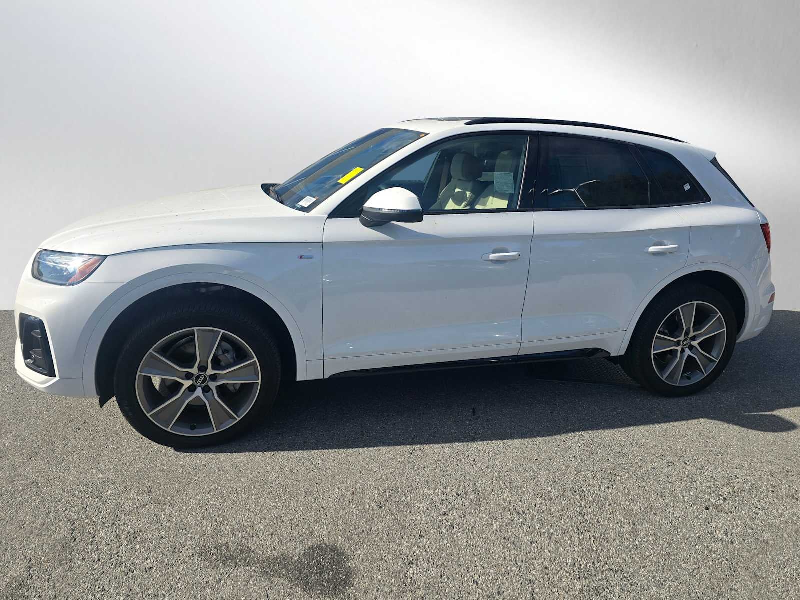 2025 Audi Q5 S line Premium