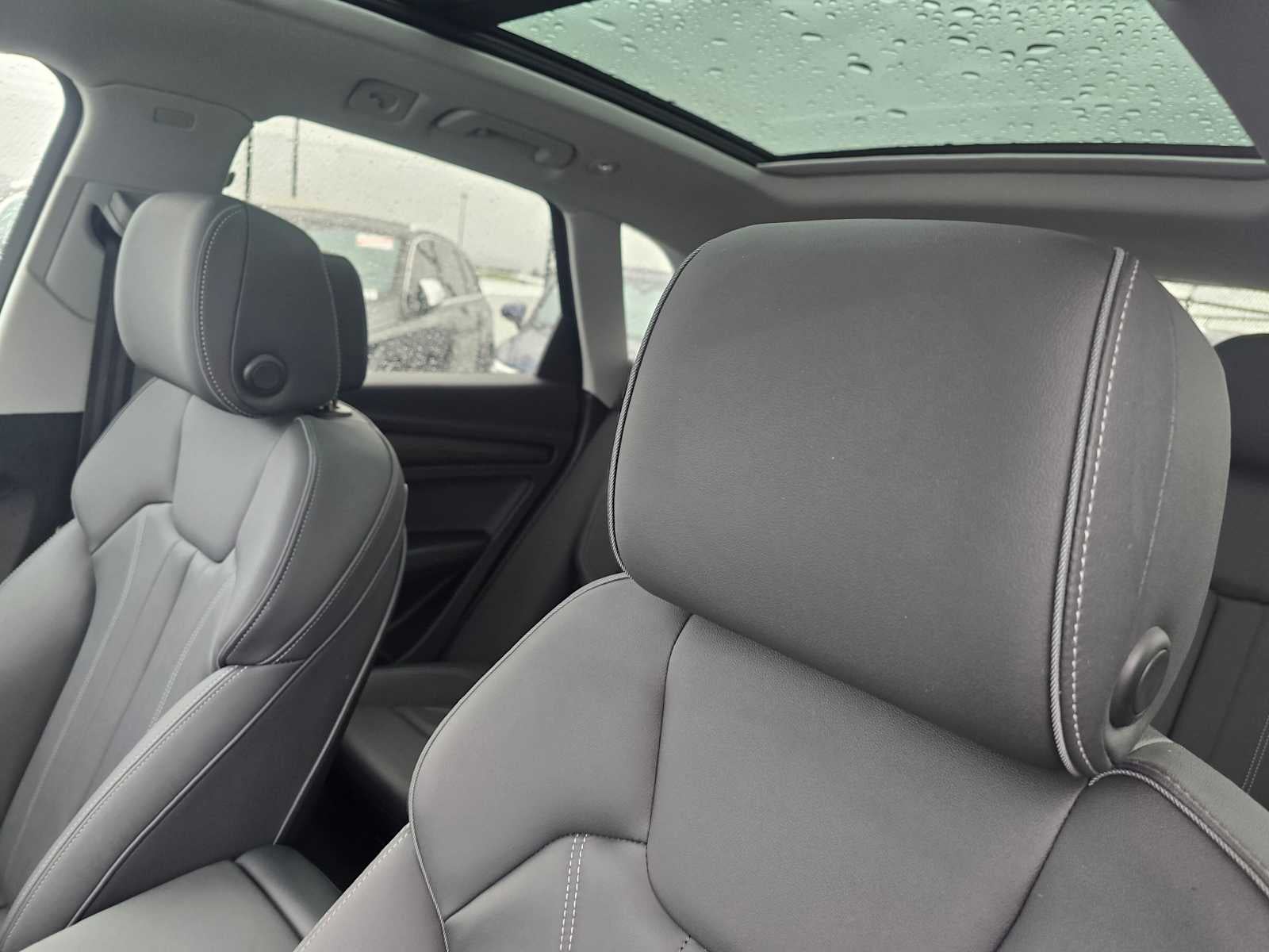 2024 Audi Q5 S line Premium