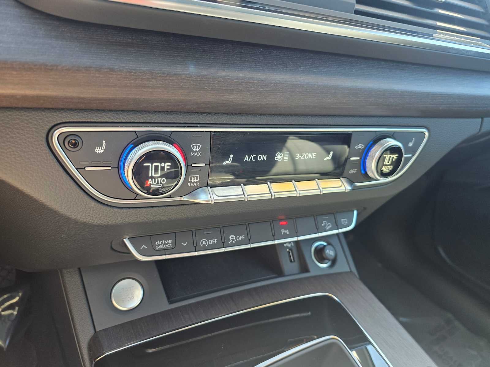 2023 Audi Q5 S line Premium