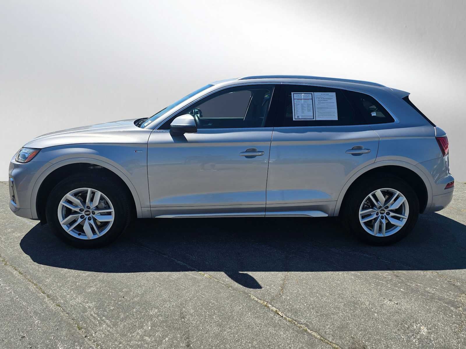 2023 Audi Q5 S line Premium