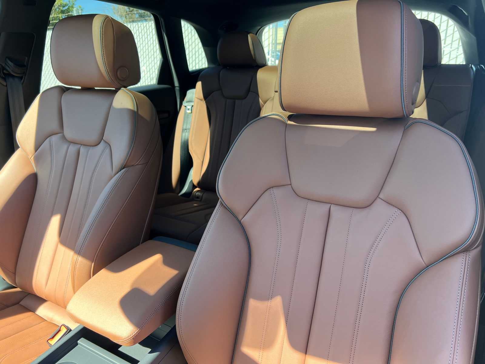 2024 Audi Q5 S line Premium