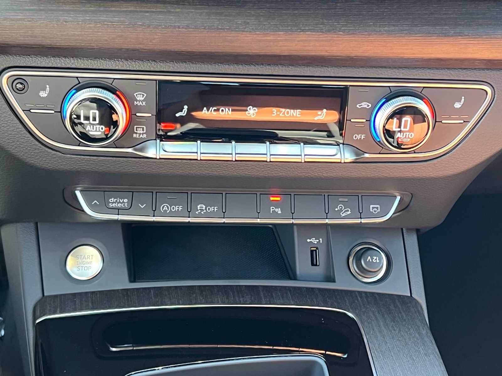 2024 Audi Q5 S line Premium