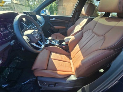 2024 Audi Q5 S line Premium