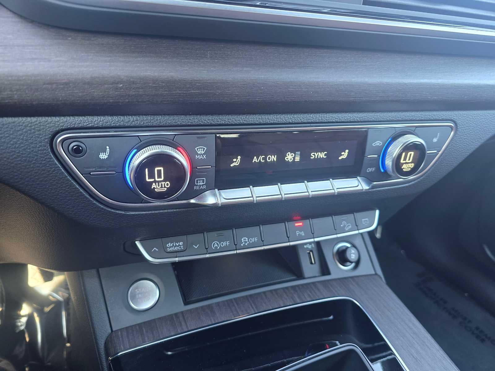 2024 Audi Q5 S line Premium