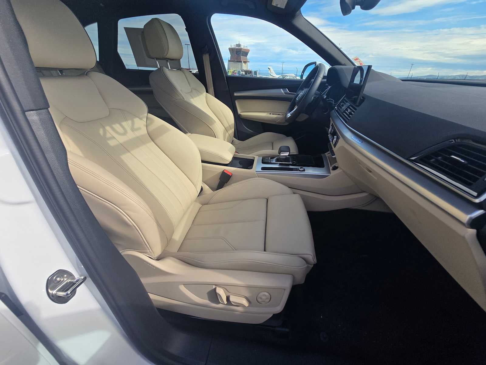 2025 Audi Q5 S line Premium