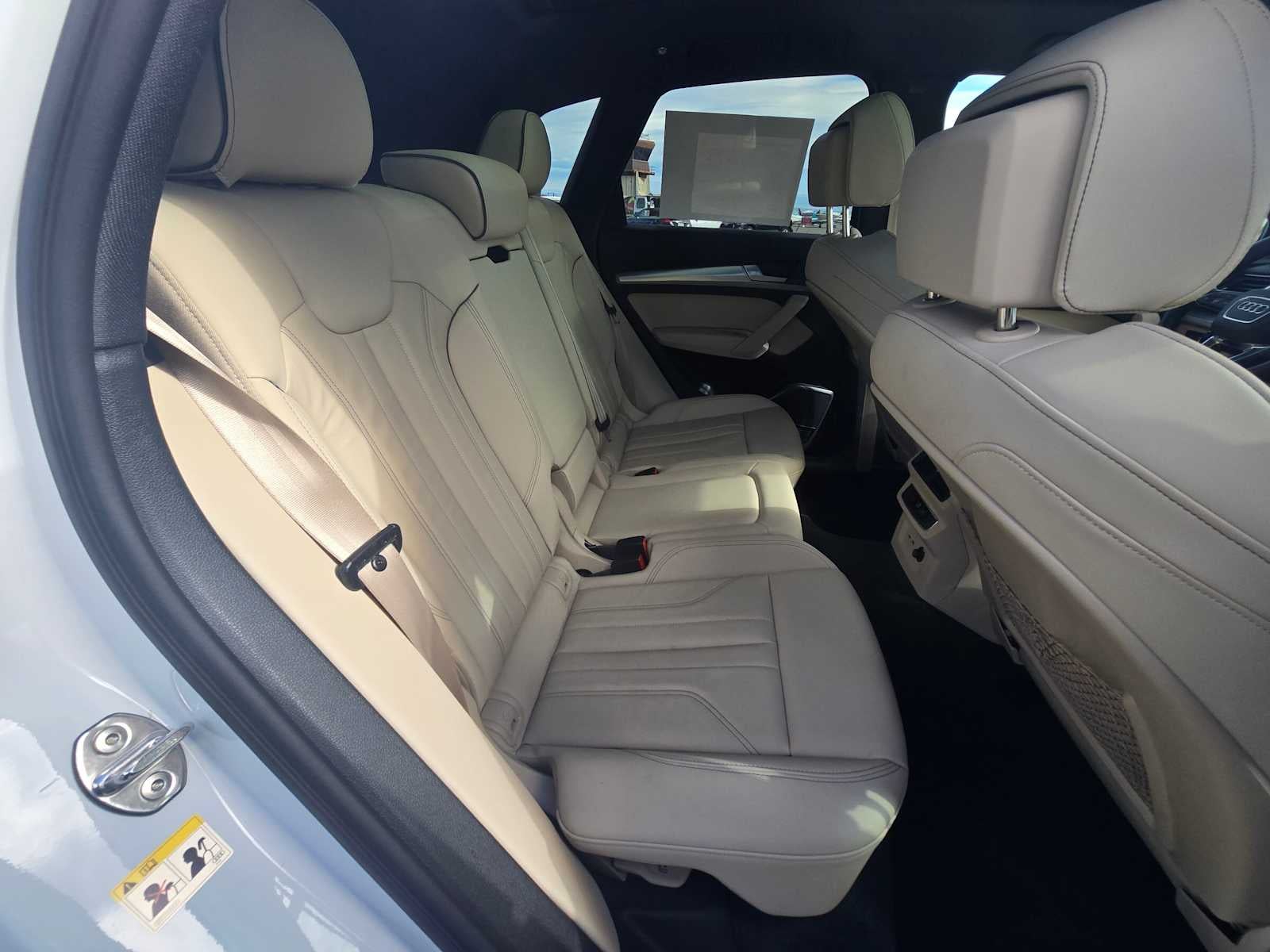 2025 Audi Q5 S line Premium