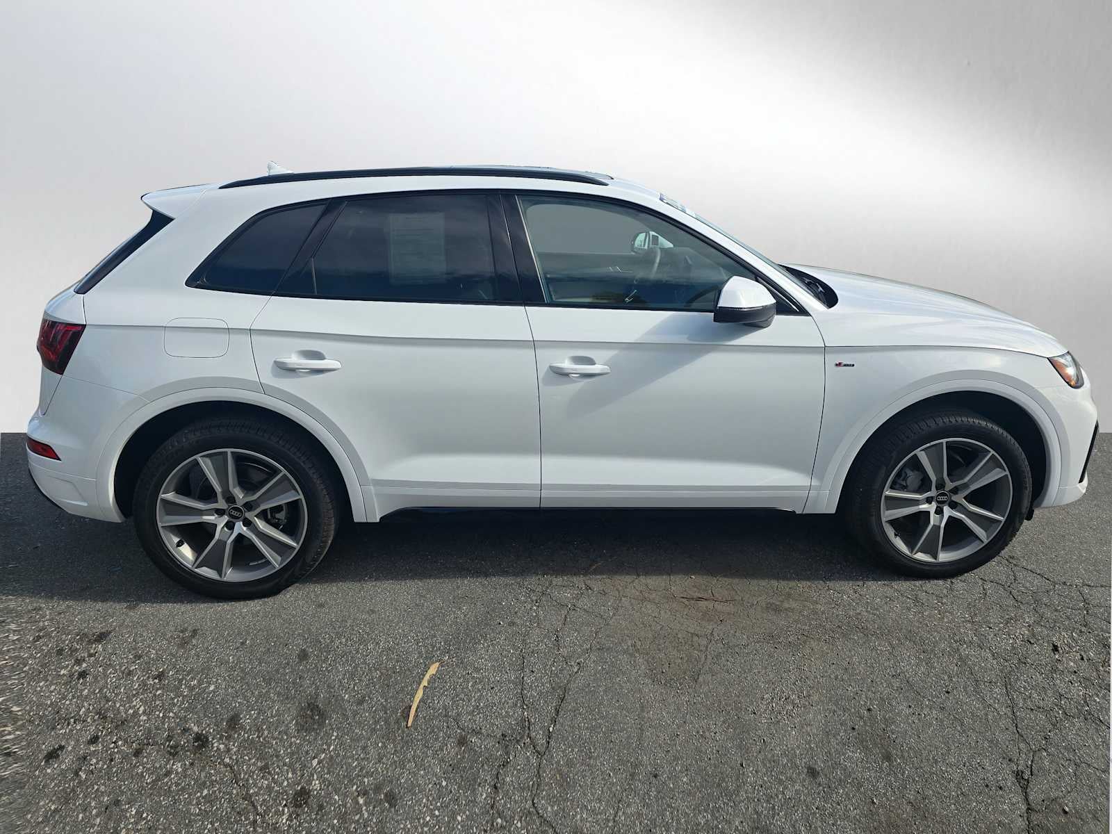 2025 Audi Q5 S line Premium