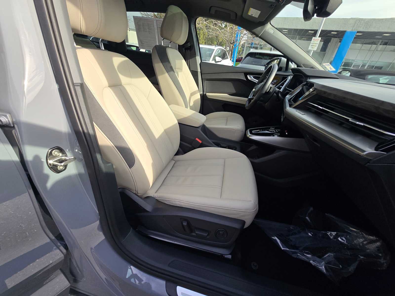 2022 Audi Q4 e-tron Prestige