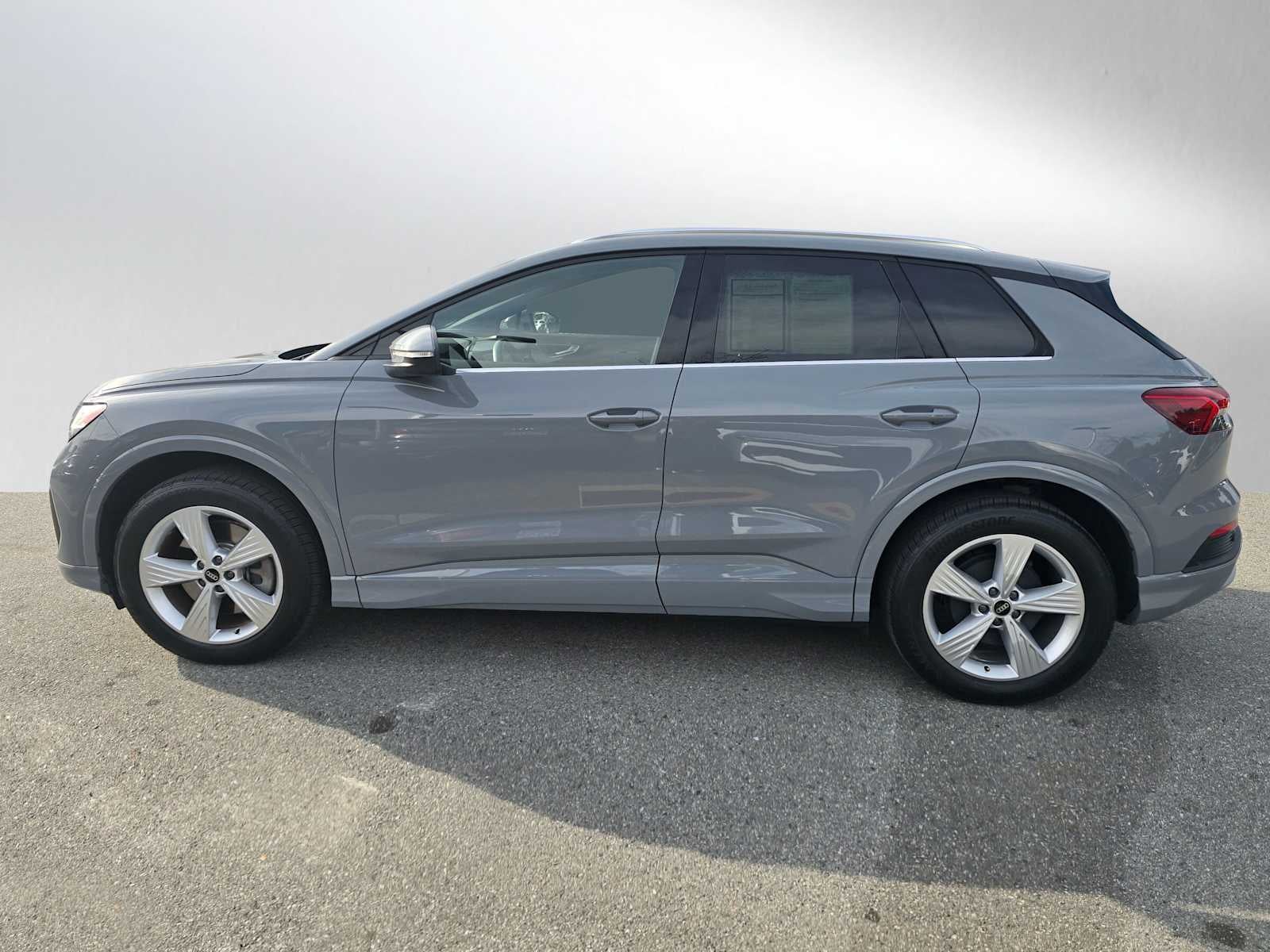 2022 Audi Q4 e-tron Prestige
