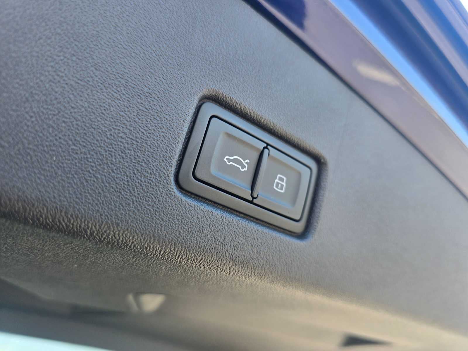 2023 Audi Q4 e-tron Premium Plus