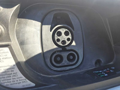 2024 Audi Q4 e-tron Premium Plus