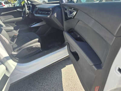 2024 Audi Q4 e-tron Premium Plus