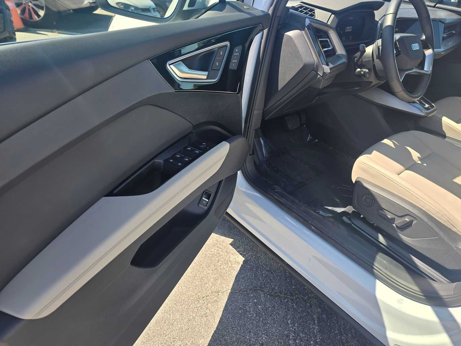 2023 Audi Q4 e-tron Premium Plus
